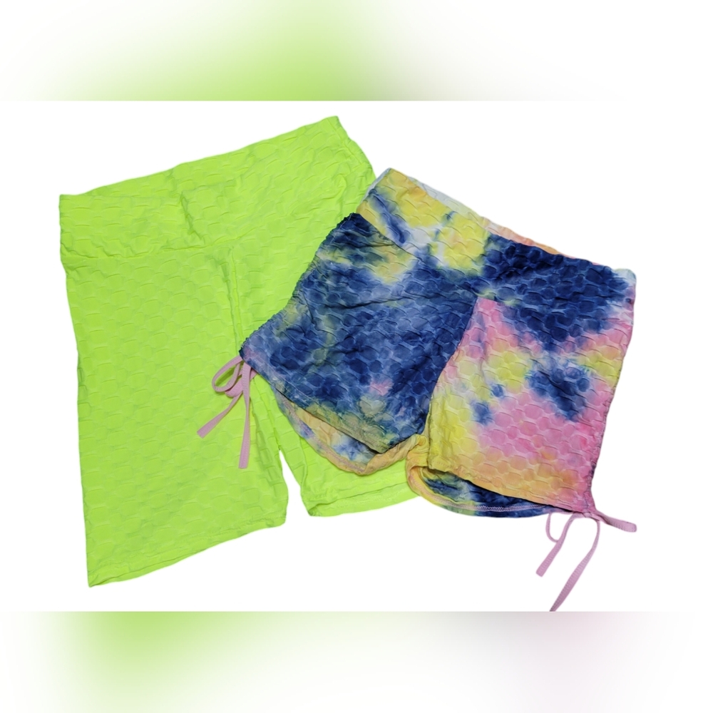 Bundle of two butt sculpting shorts